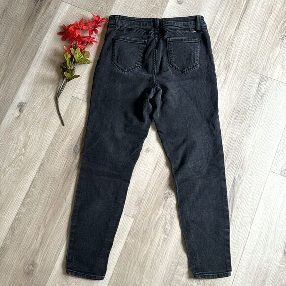 1822 Adrians Black Jeans Pants Size 8 Ankle Cropped - Picture 2 of 5